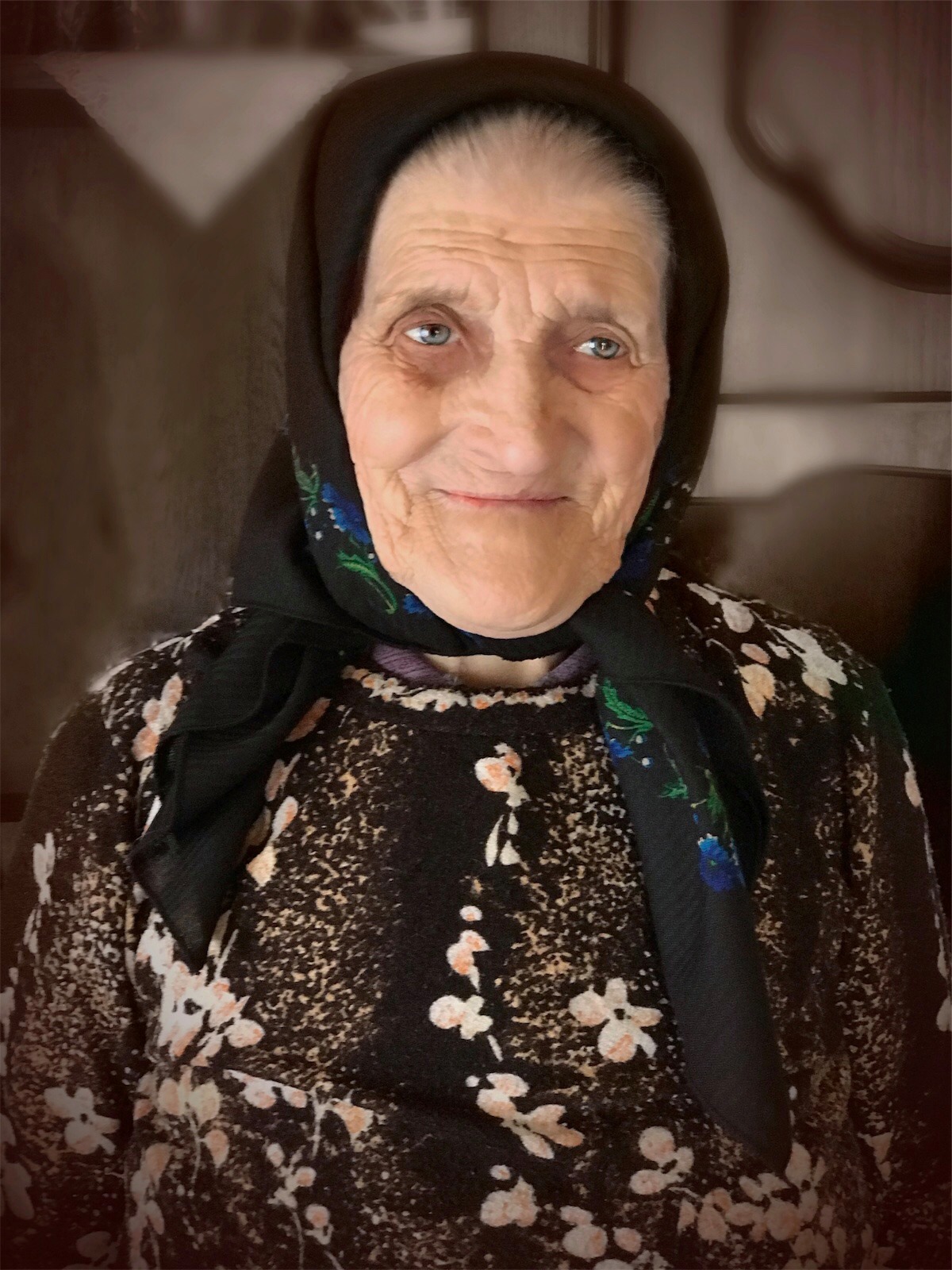 Portrait Iliana Miholca, Transylvania